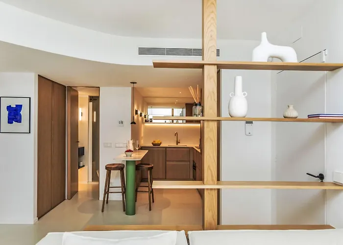 By Interhome يافرانتْسْ